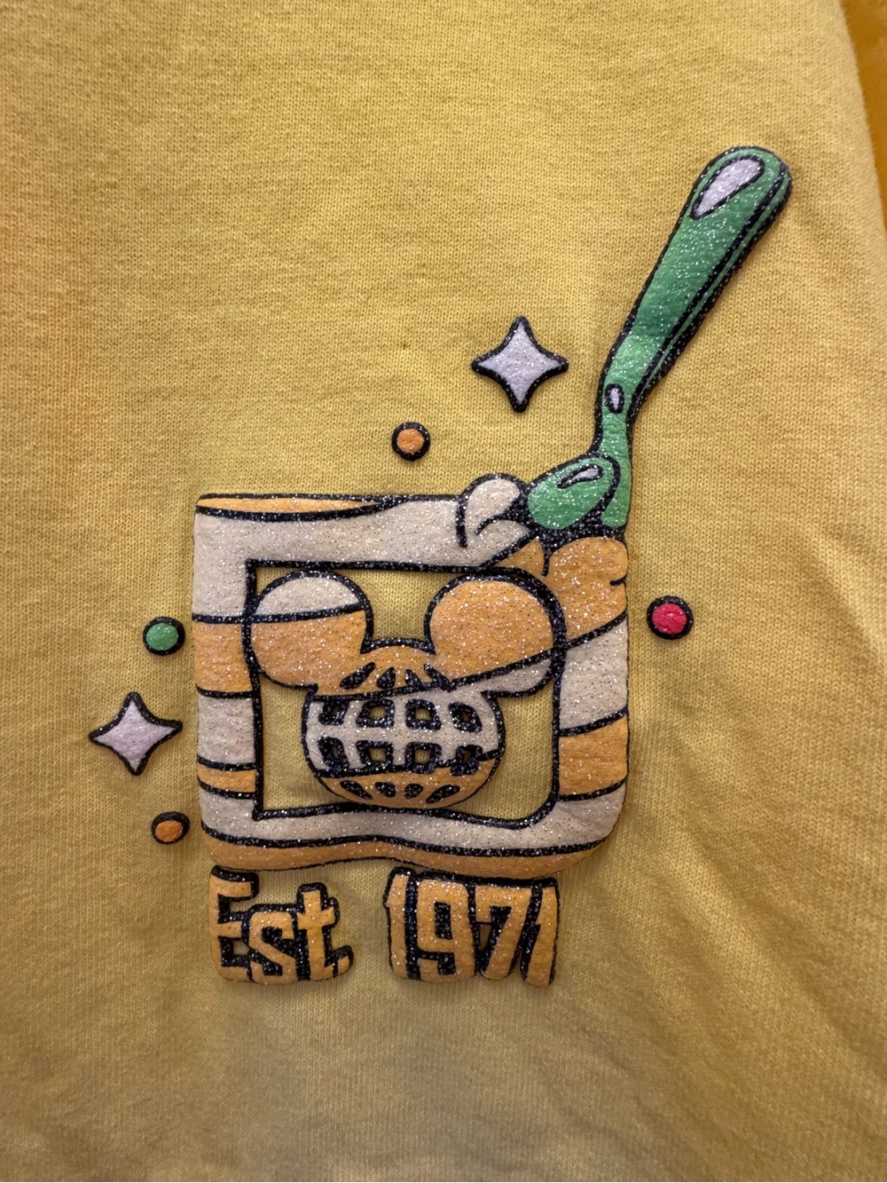 Disney Parks Dole Whip Pineapple Swirl Spirit Jersey Yellow Ombré Large - Picture 8 of 11